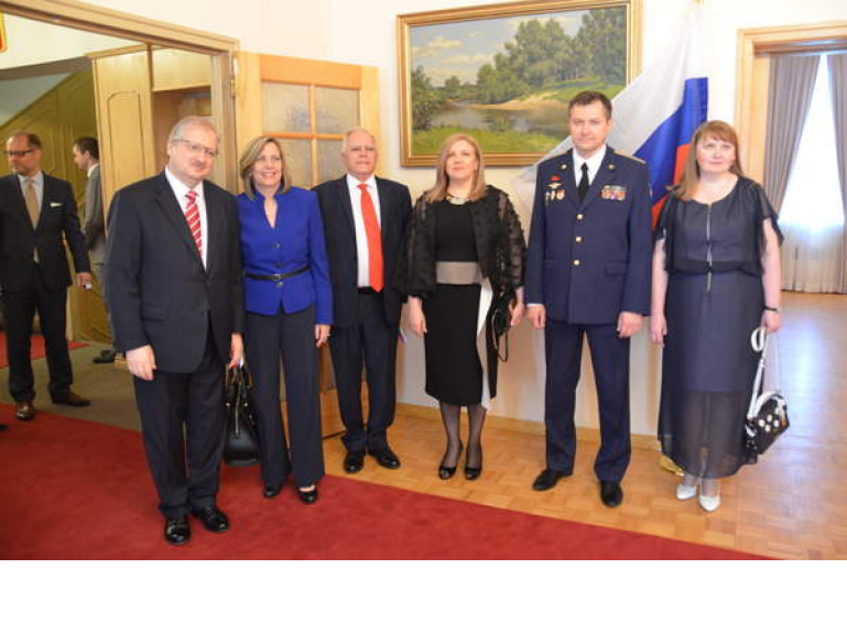 Приём по случаю празднования Дня России (8 июня 2018 г., Оттава) Приём по случаю празднования Дня России (8 июня 2018 г., Оттава)