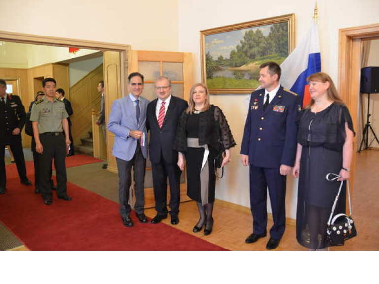 Приём по случаю празднования Дня России (8 июня 2018 г., Оттава) Приём по случаю празднования Дня России (8 июня 2018 г., Оттава)